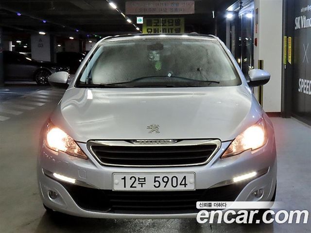 Peugeot 308 2015 — photo 3