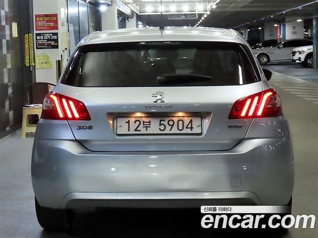 Peugeot 308 2015 — photo 4