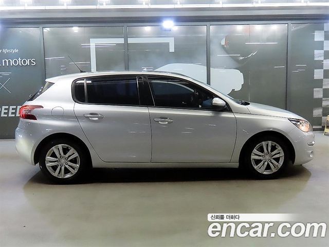 Peugeot 308 2015 — photo 5
