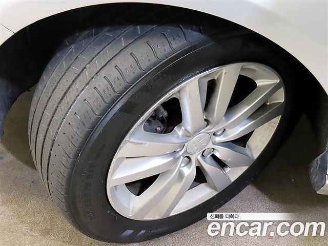 Peugeot 308 2015 — photo 19
