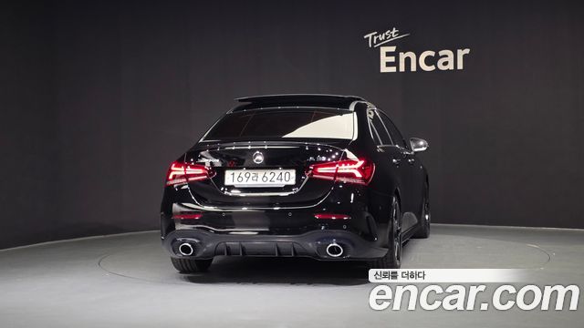 Mercedes-Benz A-Class 2020 — photo 4