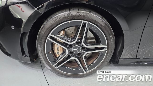 Mercedes-Benz A-Class 2020 — photo 5