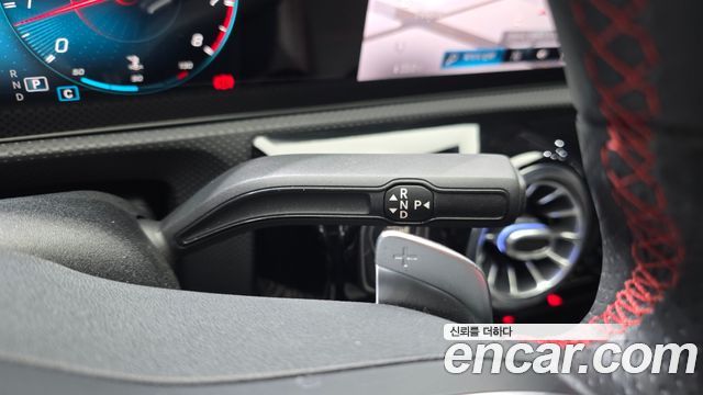 Mercedes-Benz A-Class 2020 — photo 9