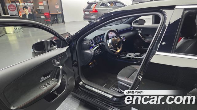 Mercedes-Benz A-Class 2020 — photo 10