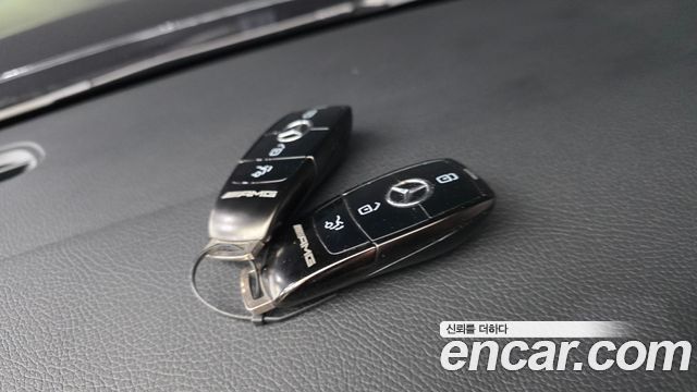 Mercedes-Benz A-Class 2020 — photo 17