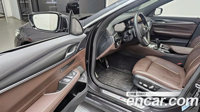 BMW Gran Turismo 2024 — photo 13