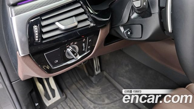 BMW Gran Turismo 2024 — photo 30