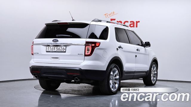 Ford Explorer 2014 — photo 2