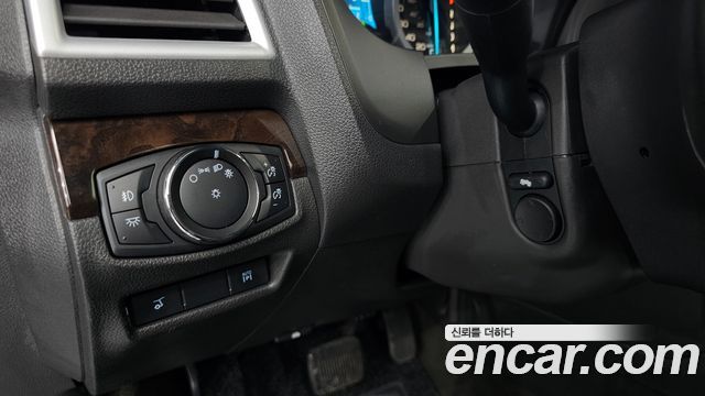 Ford Explorer 2014 — photo 17