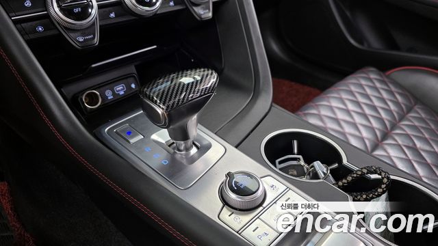 Genesis G70 2020 — photo 12
