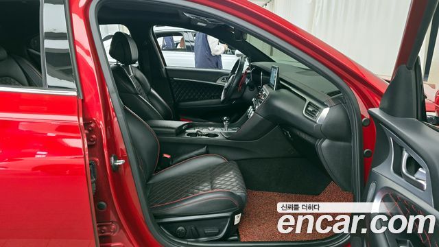 Genesis G70 2020 — photo 17
