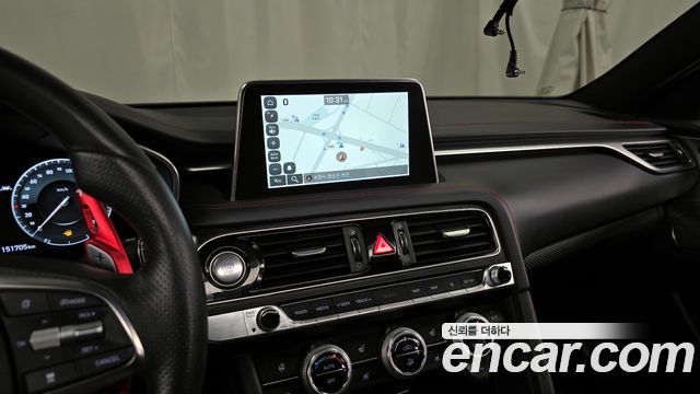 Genesis G70 2020 — photo 20