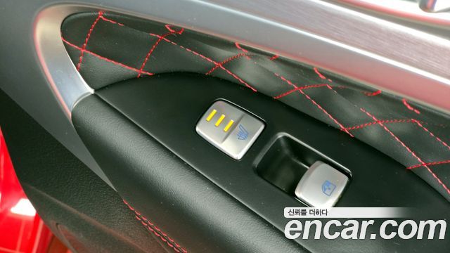 Genesis G70 2020 — photo 25
