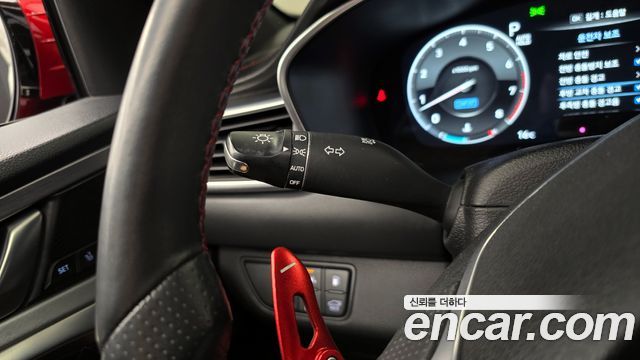 Genesis G70 2020 — photo 27