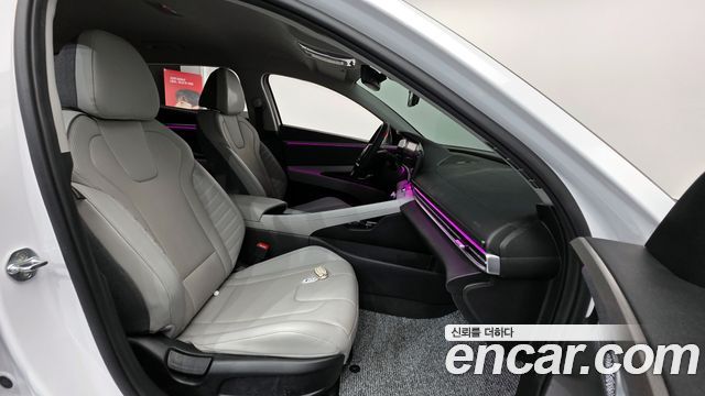Hyundai AVANTE 2021 — photo 10