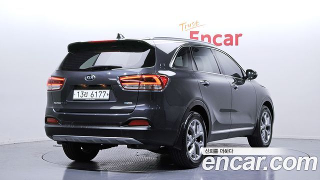 Kia Sorento 2015 — photo 2