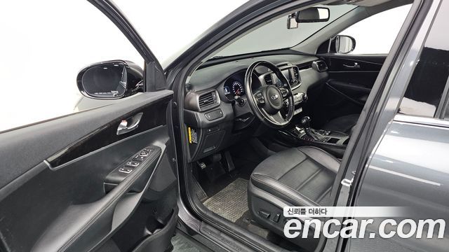 Kia Sorento 2015 — photo 17