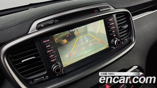 Kia Sorento 2015 — photo 22