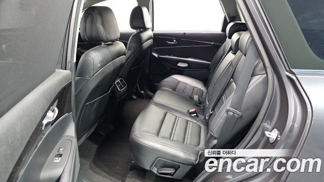 Kia Sorento 2015 — photo 23