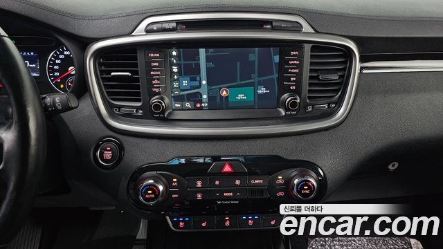 Kia Sorento 2015 — photo 25