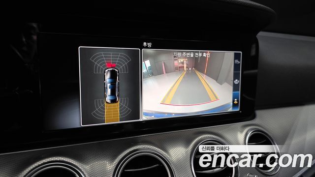 Mercedes-Benz E-Class 2018 — photo 21