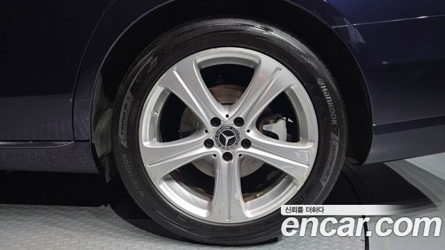 Mercedes-Benz E-Class 2018 — photo 7