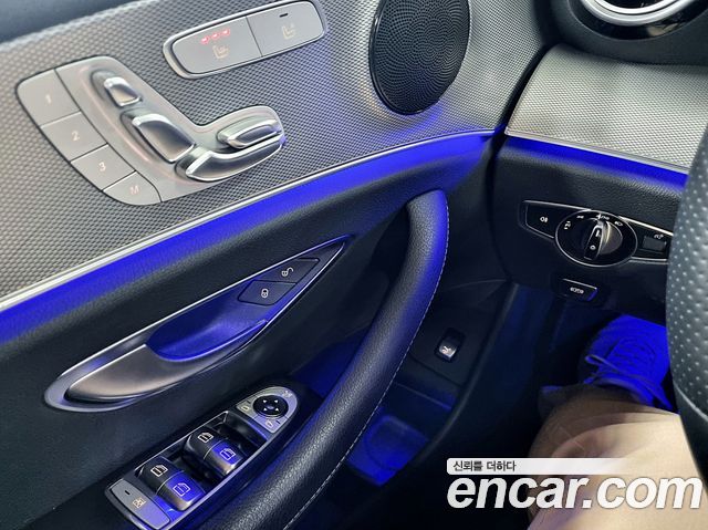 Mercedes-Benz E-Class 2018 — photo 35