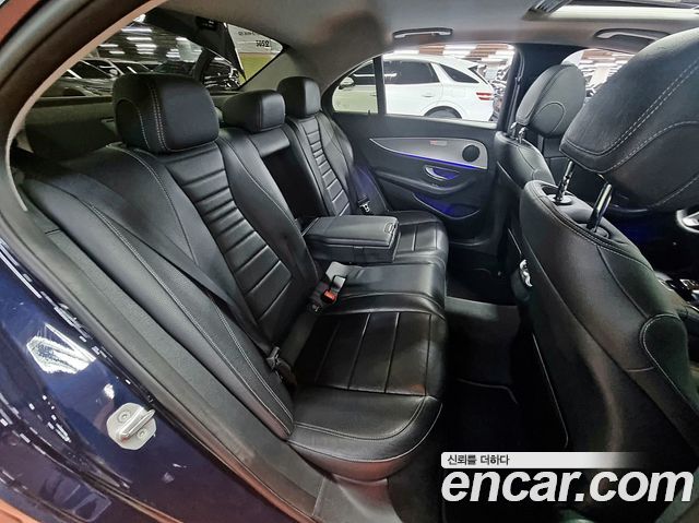 Mercedes-Benz E-Class 2018 — photo 45