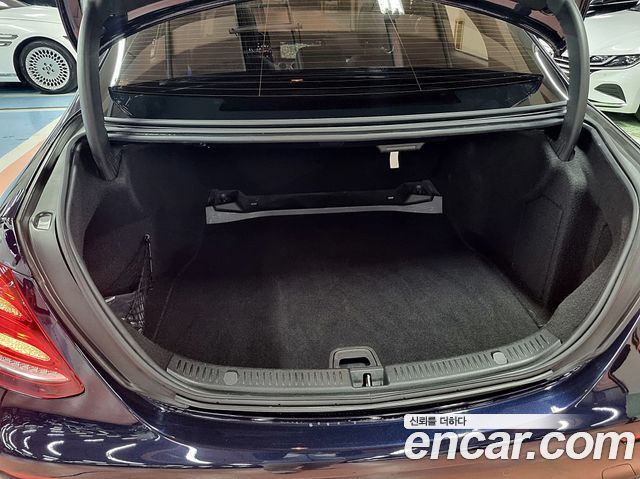 Mercedes-Benz E-Class 2018 — photo 47
