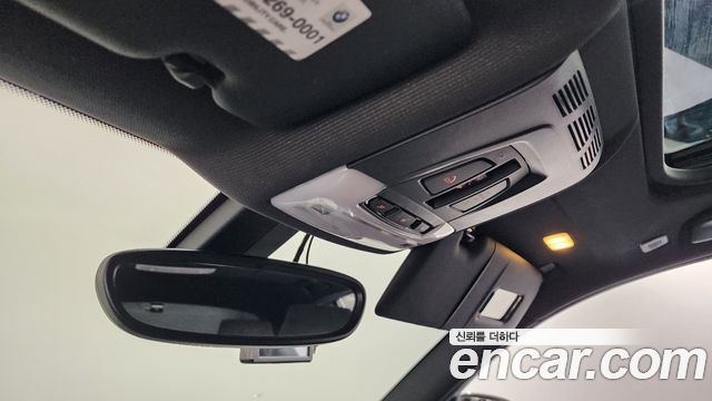 BMW 1-Series 2018 — photo 24