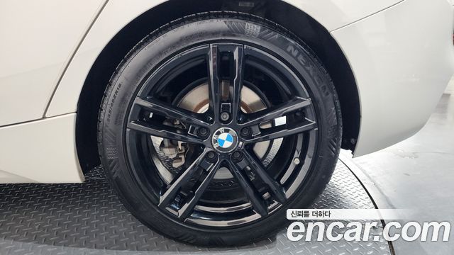 BMW 1-Series 2018 — photo 7