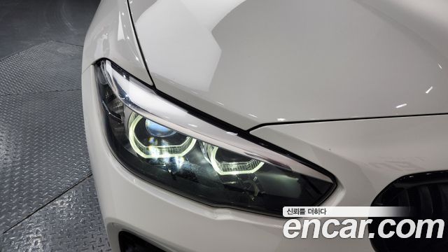 BMW 1-Series 2018 — photo 8