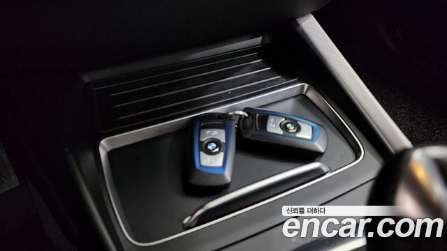 BMW 1-Series 2018 — photo 30