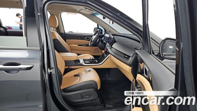 Kia Canival 2022 — photo 17