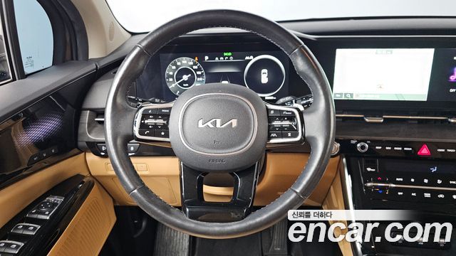 Kia Canival 2022 — photo 18