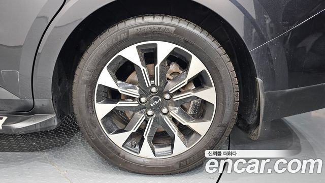 Kia Canival 2022 — photo 7