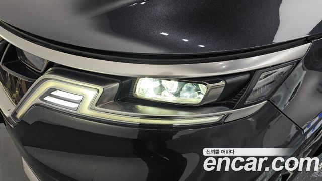 Kia Canival 2022 — photo 8