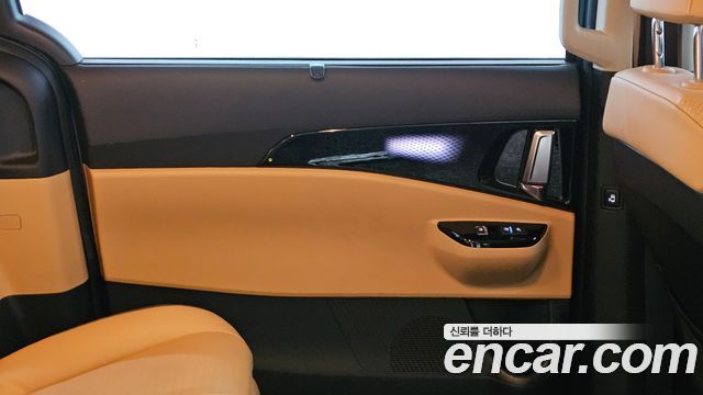 Kia Canival 2022 — photo 15