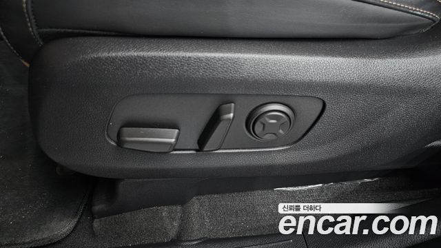 Kia Canival 2022 — photo 32