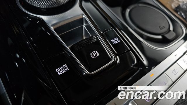 Kia Canival 2022 — photo 44