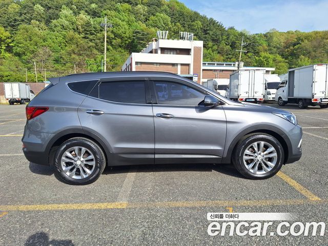 Hyundai Santafe 2017 — photo 3