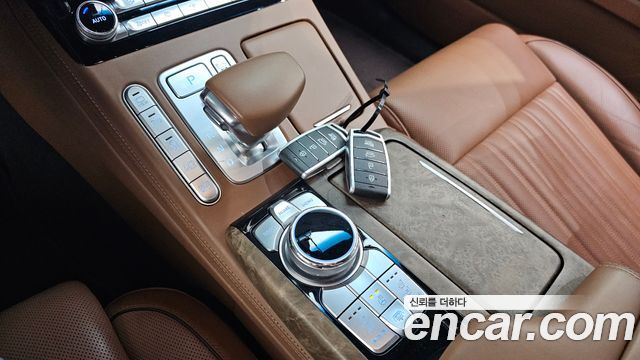 Genesis G90 2019 — photo 12