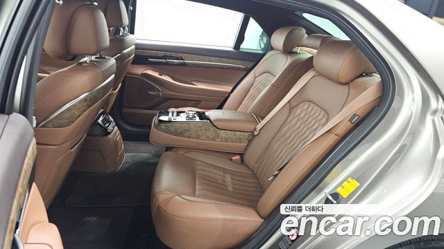 Genesis G90 2019 — photo 18