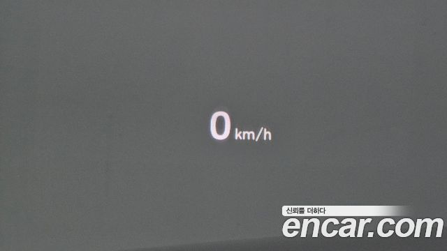 Genesis G90 2019 — photo 23