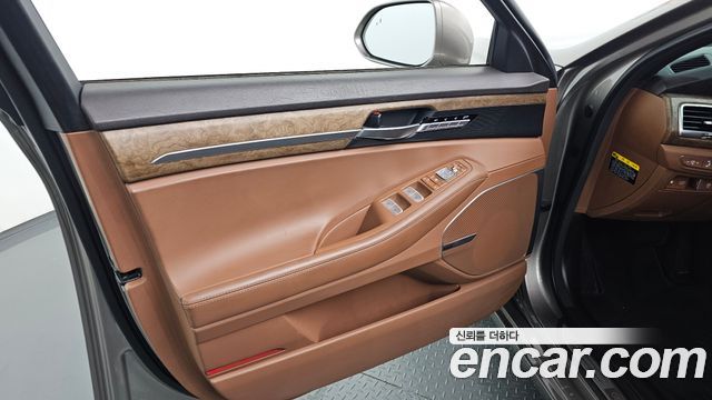 Genesis G90 2019 — photo 14