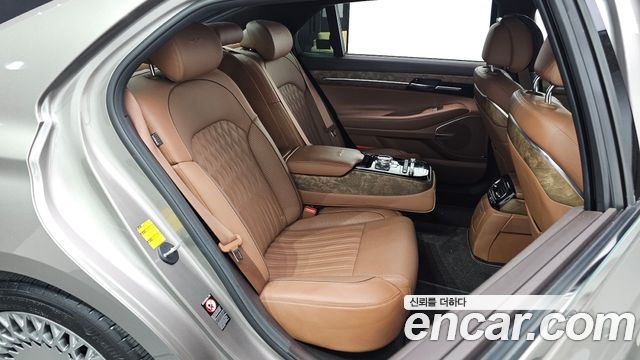 Genesis G90 2019 — photo 16