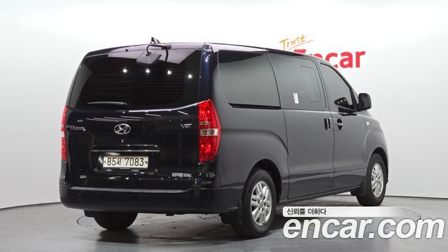 Hyundai Starex 2021 — photo 2