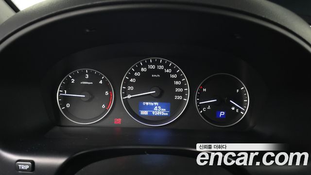 Hyundai Starex 2021 — photo 11