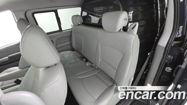 Hyundai Starex 2021 — photo 18
