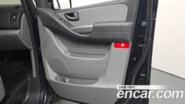 Hyundai Starex 2021 — photo 14